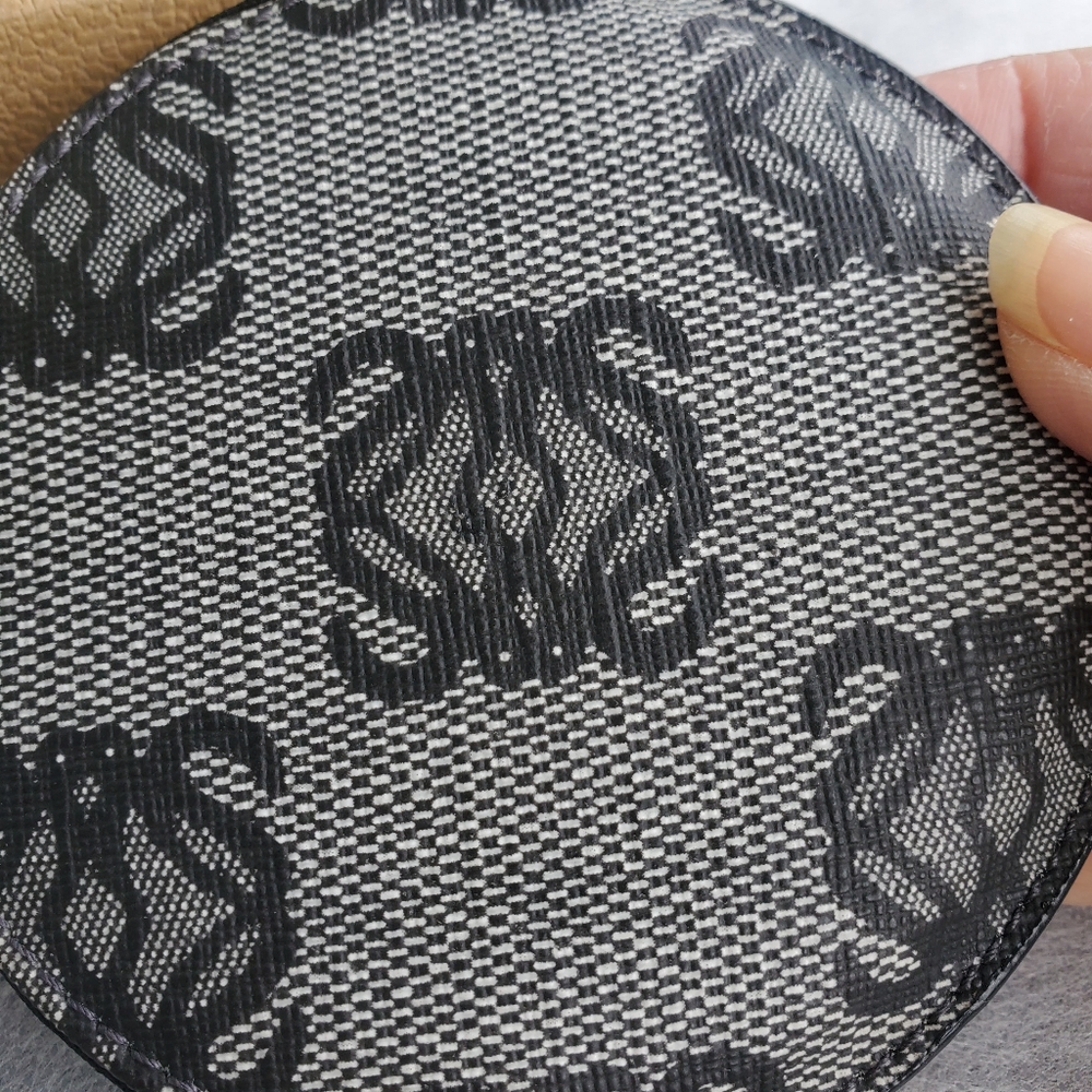 Loewe Coin Purse - Picture 5 of 12